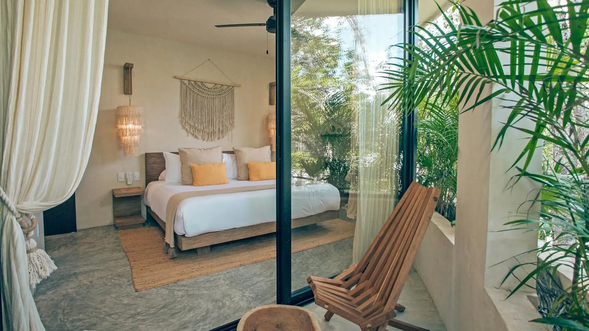 Luxury Jungle Villa-Pvt Pool -100Mbs- Concierge 8A Tulum Pueblo Villa