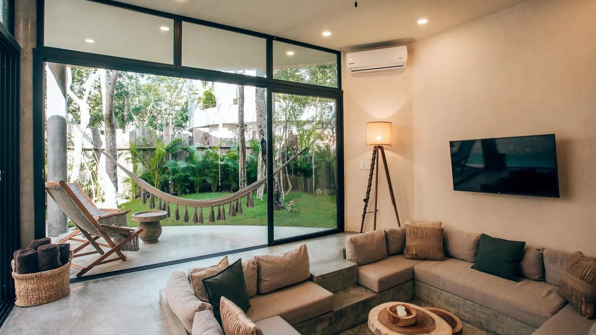 Luxury Jungle Villa-Pvt Pool -100Mbs- Concierge 8A Tulum 0*,  Mexico